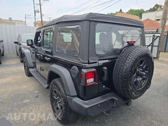 2018 Jeep Wrangler Unlimited Sport - miniatura 2