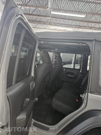2018 Jeep Wrangler Unlimited Sport - miniatura 7