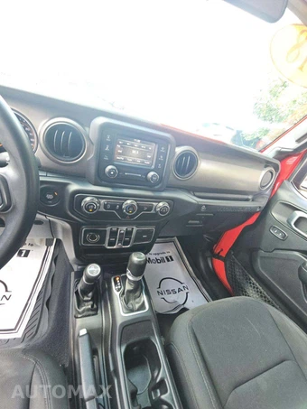 2018 Jeep Wrangler Unlimited Sport S - miniatura 10