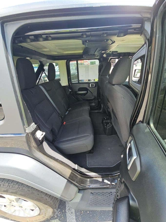 2018 Jeep Wrangler Unlimited Sport S - miniatura 13