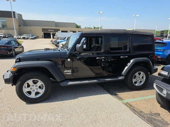 2018 Jeep Wrangler Unlimited Sport S - miniatura 4
