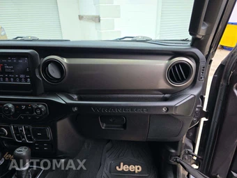 2018 Jeep Wrangler Unlimited Sport S - miniatura 19