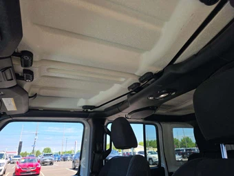 2018 Jeep Wrangler Unlimited Sport S - miniatura 11