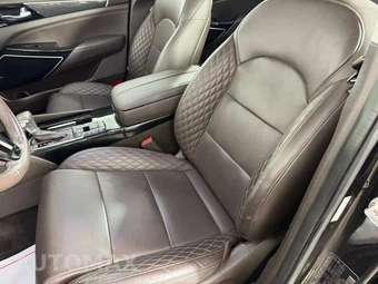 2018 Kia Cadenza Limited - miniatura 34