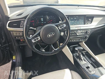 2018 Kia Cadenza Limited – miniatura 10