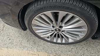2018 Kia Cadenza Limited – miniatura 33
