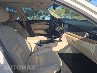 2018 Kia Cadenza Premium – miniatura 8
