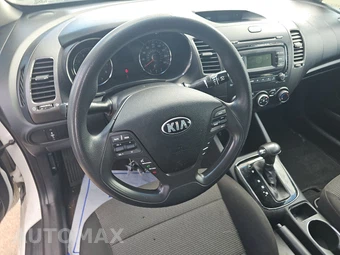 2018 Kia Forte LX Sedan - miniatura 10