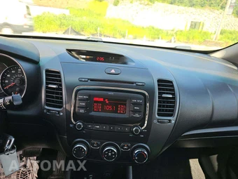 2018 Kia Forte LX Sedan - miniatura 10