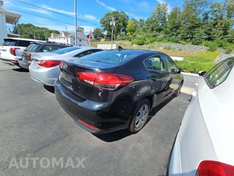 2018 Kia Forte LX Sedan - miniatura 3