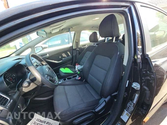 2018 Kia Forte LX Sedan - miniatura 6