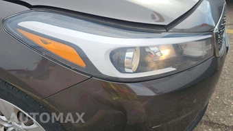 2018 Kia Forte LX Sedan – miniatura 19