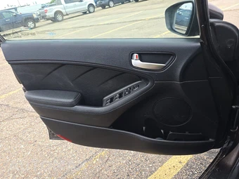 2018 Kia Forte LX Sedan – miniatura 9