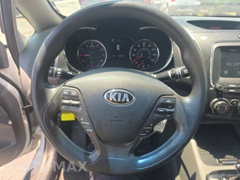 2018 Kia Forte LX Sedan - miniatura 10
