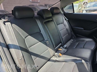 2018 Kia Forte LX Sedan – miniatura 16