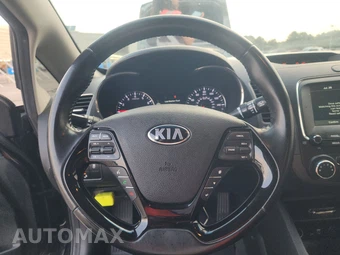 2018 Kia Forte S Sedan - miniatura 10