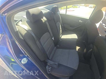 2018 Kia Forte S Sedan – miniatura 13