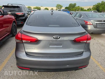 2018 Kia Forte S Sedan – miniatura 5