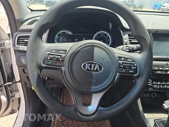 2018 Kia Niro LX – miniatura 10