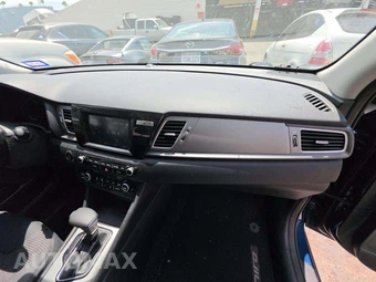 2018 Kia Niro LX – miniatura 19