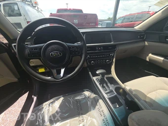 2018 Kia Optima LX - miniatura 11