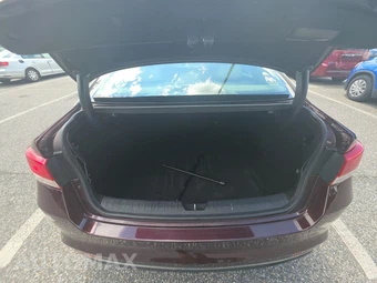 2018 Kia Optima LX - miniatura 16