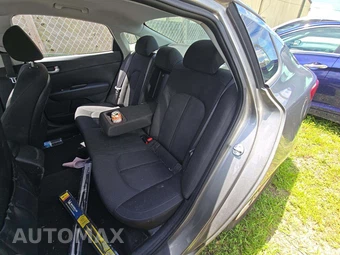 2018 Kia Optima LX - miniatura 13