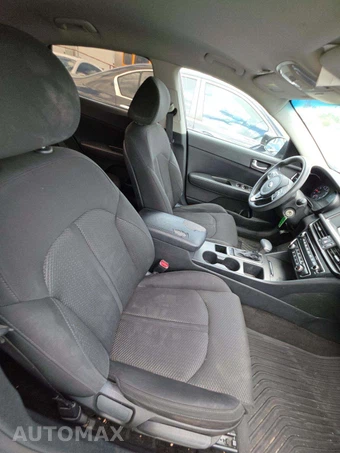 2018 Kia Optima LX – miniatura 18