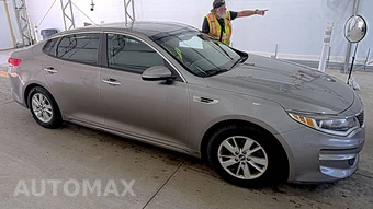 2018 Kia Optima LX - miniatura 3