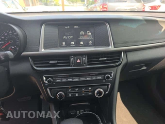 2018 Kia Optima LX – miniatura 10