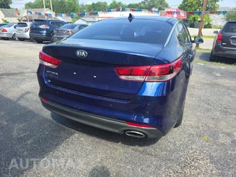 2018 Kia Optima LX – miniatura 3