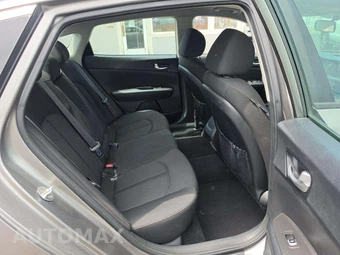 2018 Kia Optima LX – miniatura 16