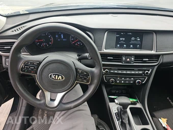 2018 Kia Optima LX - miniatura 11