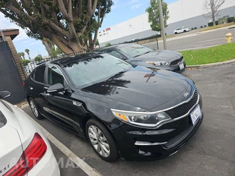 2018 Kia Optima LX - miniatura 3