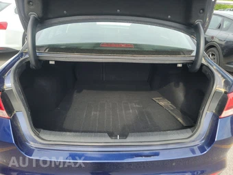 2018 Kia Optima LX – miniatura 16