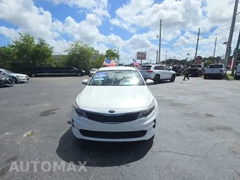 2018 Kia Optima LX – miniatura 2