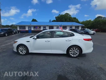 2018 Kia Optima LX – miniatura 3