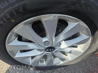 2018 Kia Optima S - miniatura 21