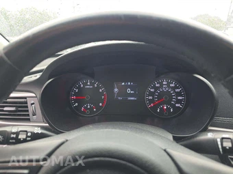 2018 Kia Optima S – miniatura 6