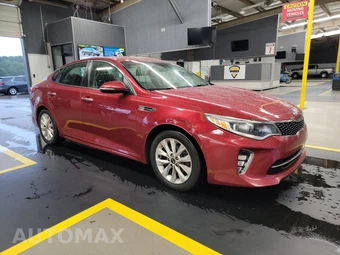 2018 Kia Optima S – miniatura 3