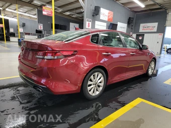 2018 Kia Optima S – miniatura 4