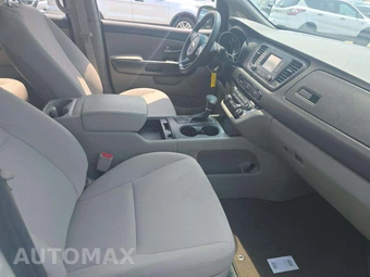 2018 Kia Sedona L 120.5" WB - miniatura 19