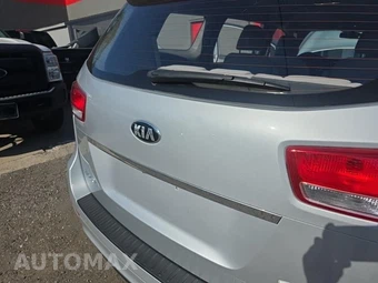 2018 Kia Sedona L 120.5" WB - miniatura 22