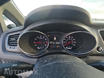 2018 Kia Sedona LX 120.5" WB - miniatura 12