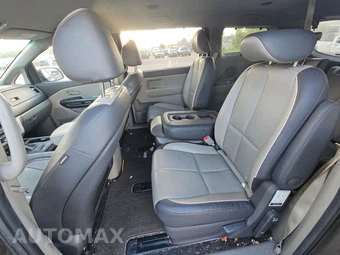 2018 Kia Sedona LX 120.5" WB - miniatura 13