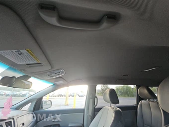 2018 Kia Sedona LX 120.5" WB - miniatura 18