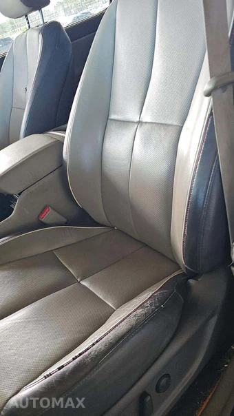 2018 Kia Sedona LX 120.5" WB - miniatura 27