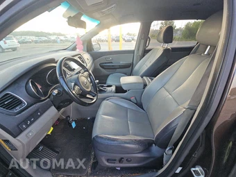 2018 Kia Sedona LX 120.5" WB - miniatura 7