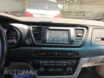 2018 Kia Sedona LX 120.5" WB – miniatura 11