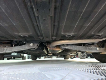 2018 Kia Sedona SX 120.5" WB - miniatura 16